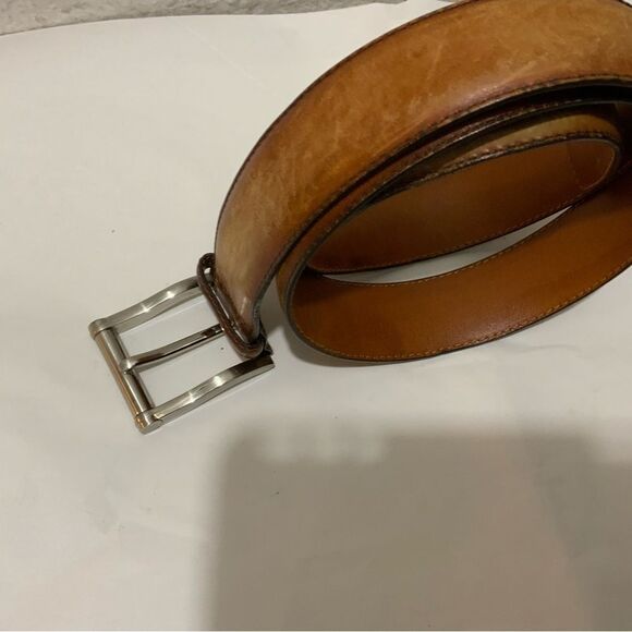 Magnanni Men’s Catalux Leather Dress Belt - 1121- Cuero Brown distressed Size 36 - Picture 3 of 11